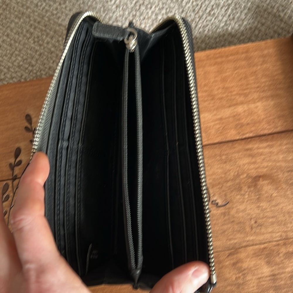Coach Poppy Wallet - Picture 9 of 10